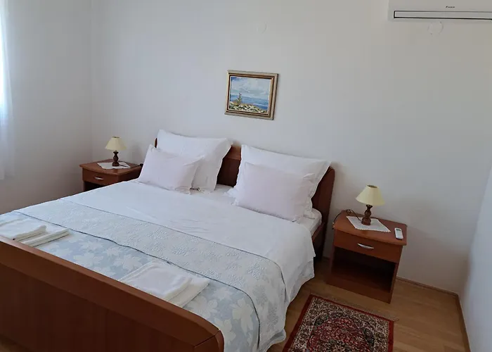 Pink House דירה פובליאנה